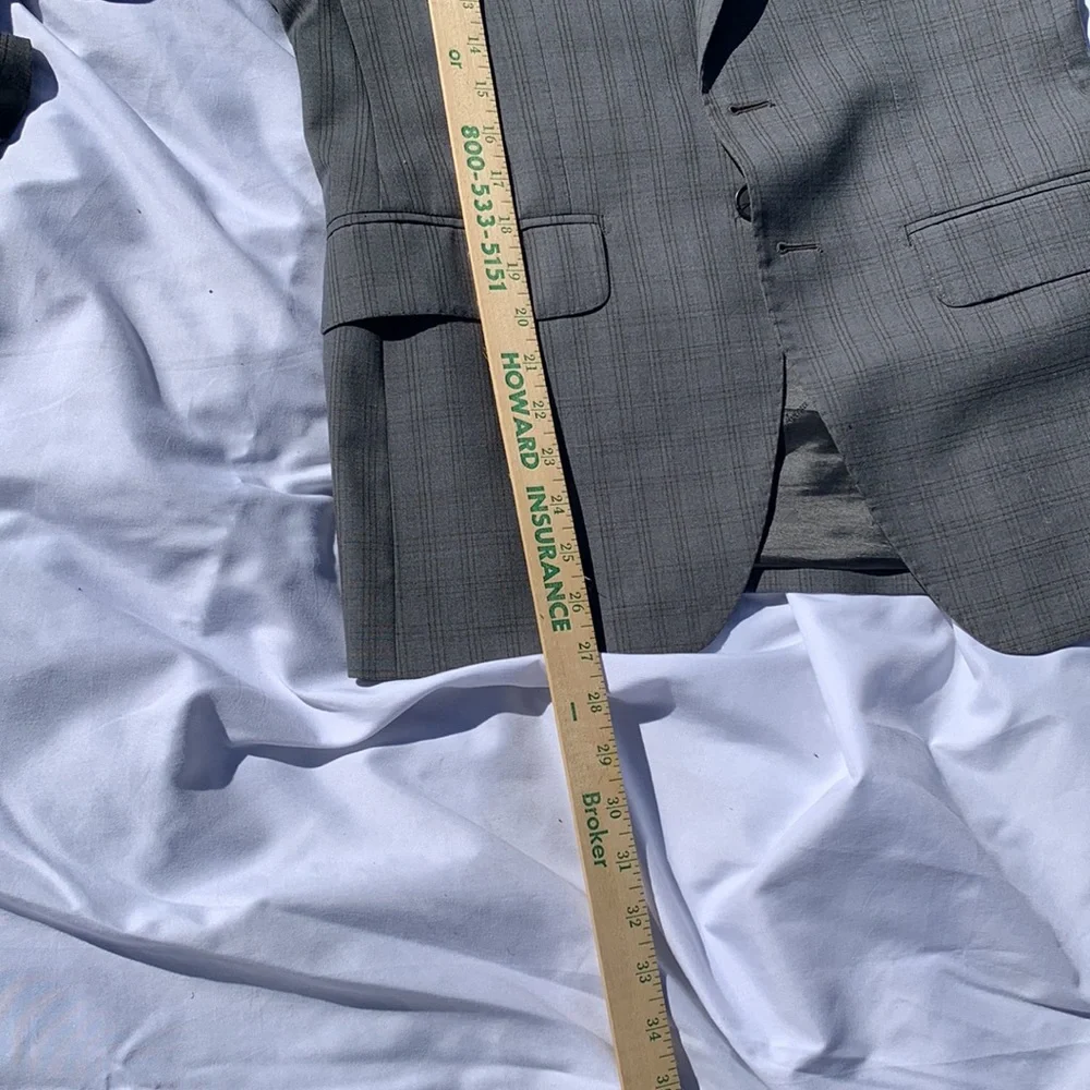 Ermenegilodo Zenga suit jacket small size. - Picture 6 of 9